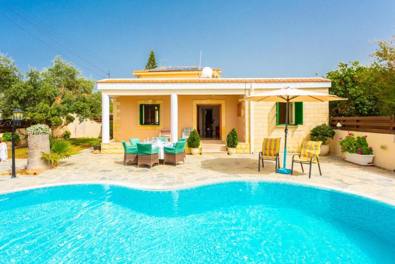 Villa Constantinos Kato Yialia Exteriör bild