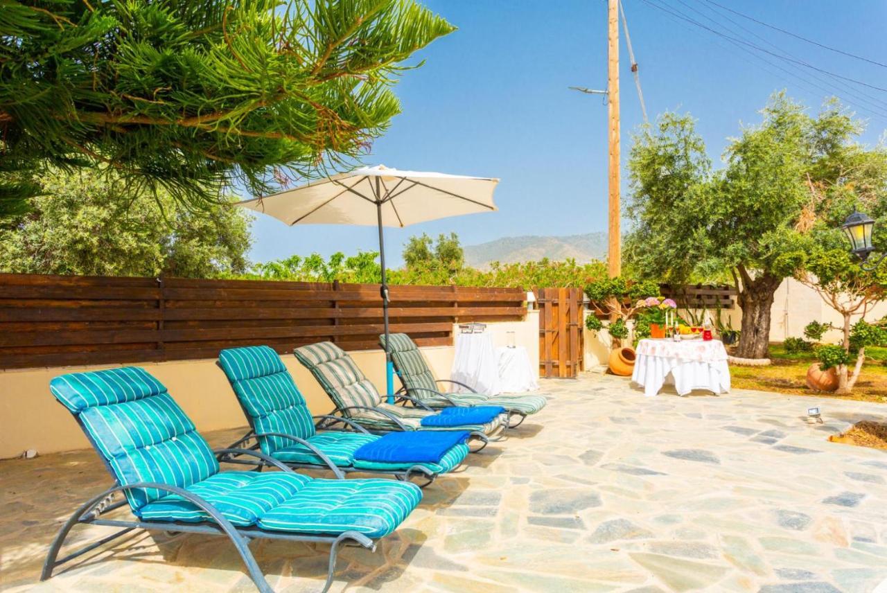 Villa Constantinos Kato Yialia Exteriör bild